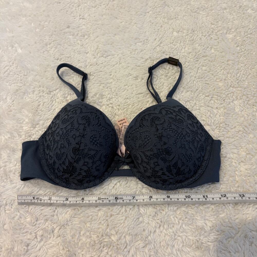 NWT VS Dream Angels Navy Body Lace Overlay Padded Bra 32C Sexy Lingerie Hot - Picture 4 of 5